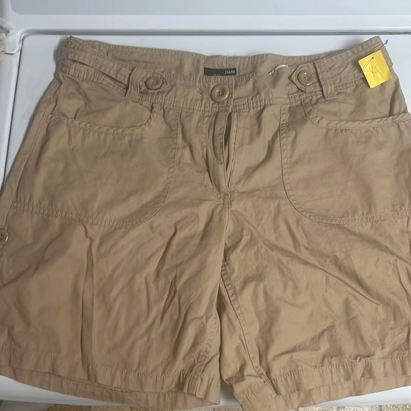 H&M 100% cotton lightweight shorts size US 14 - Picture 1 of 5